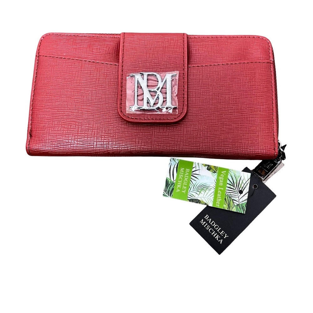 New BADGLEY MISCHKA Wine Zip-Around Purse Wallet Vegan Leather Flap Burgundy
